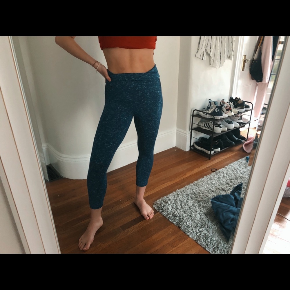 Blue workout leggings